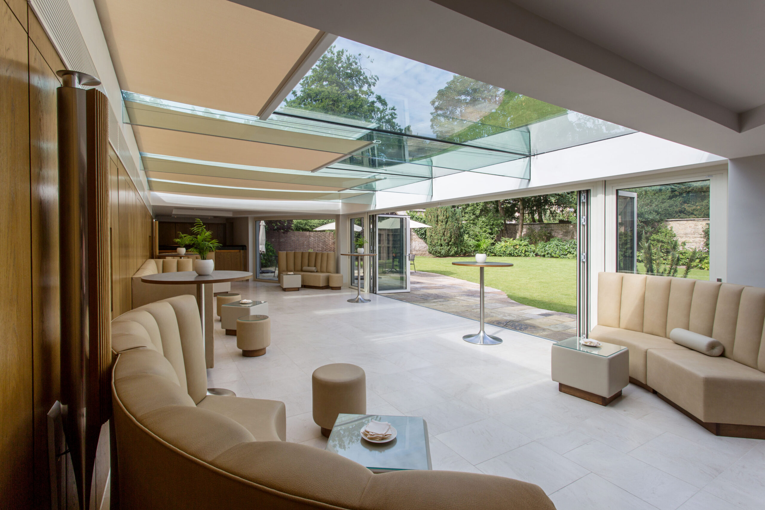 Le Manoir-TESS140