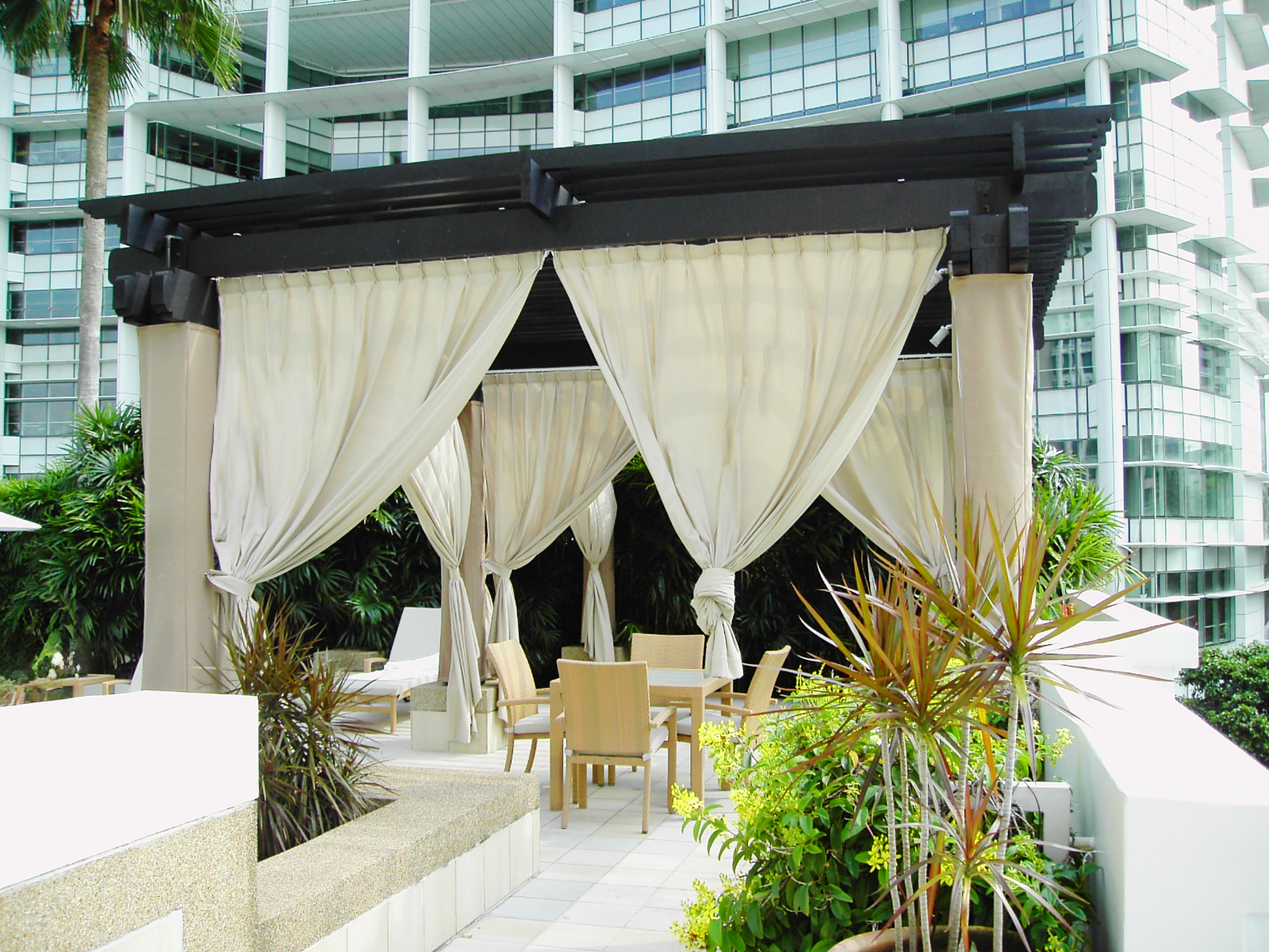 Curtain_2