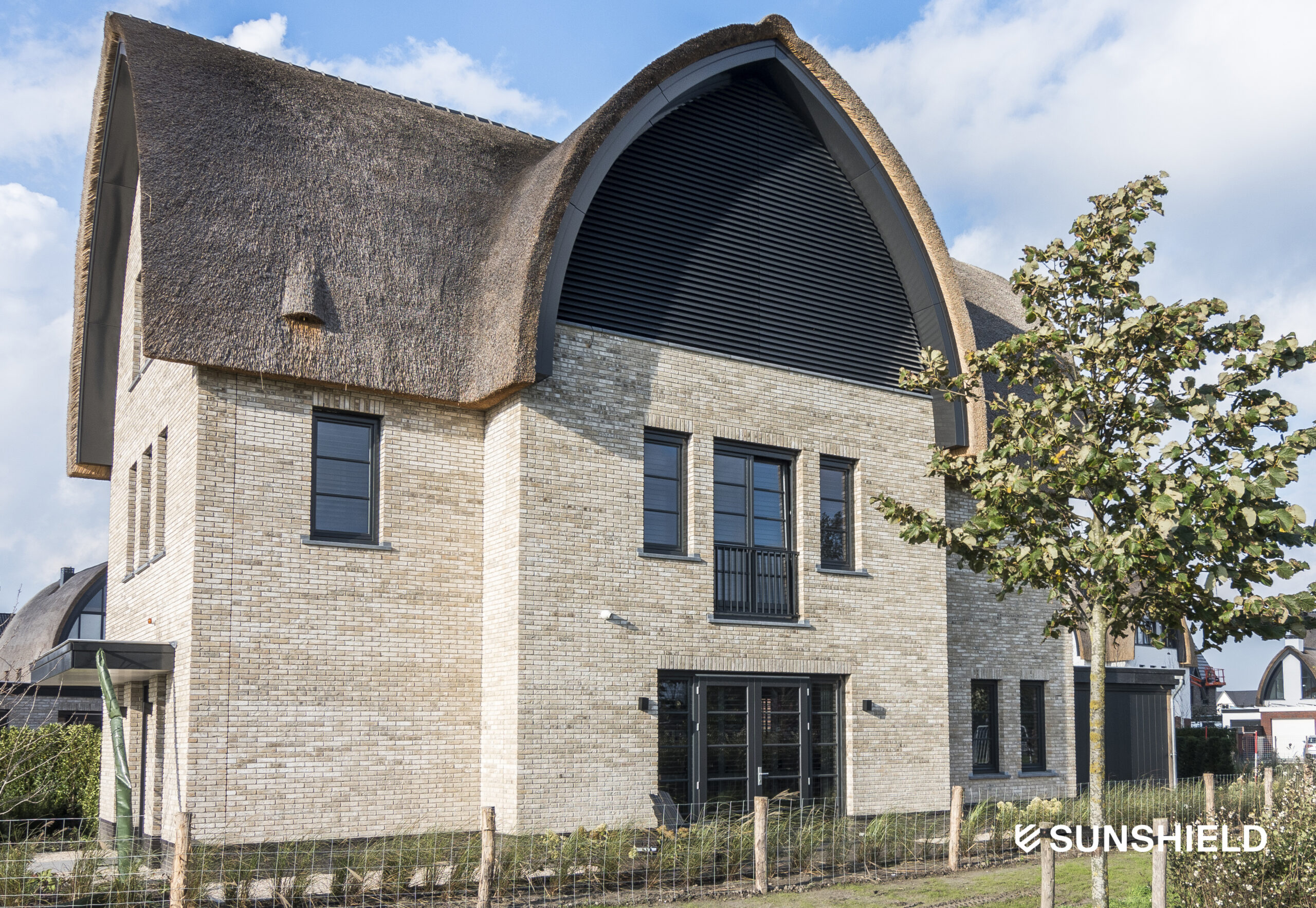 SUNSHIELD - 200558 - 96E - Facade, Badhoevedorp, NL (1)