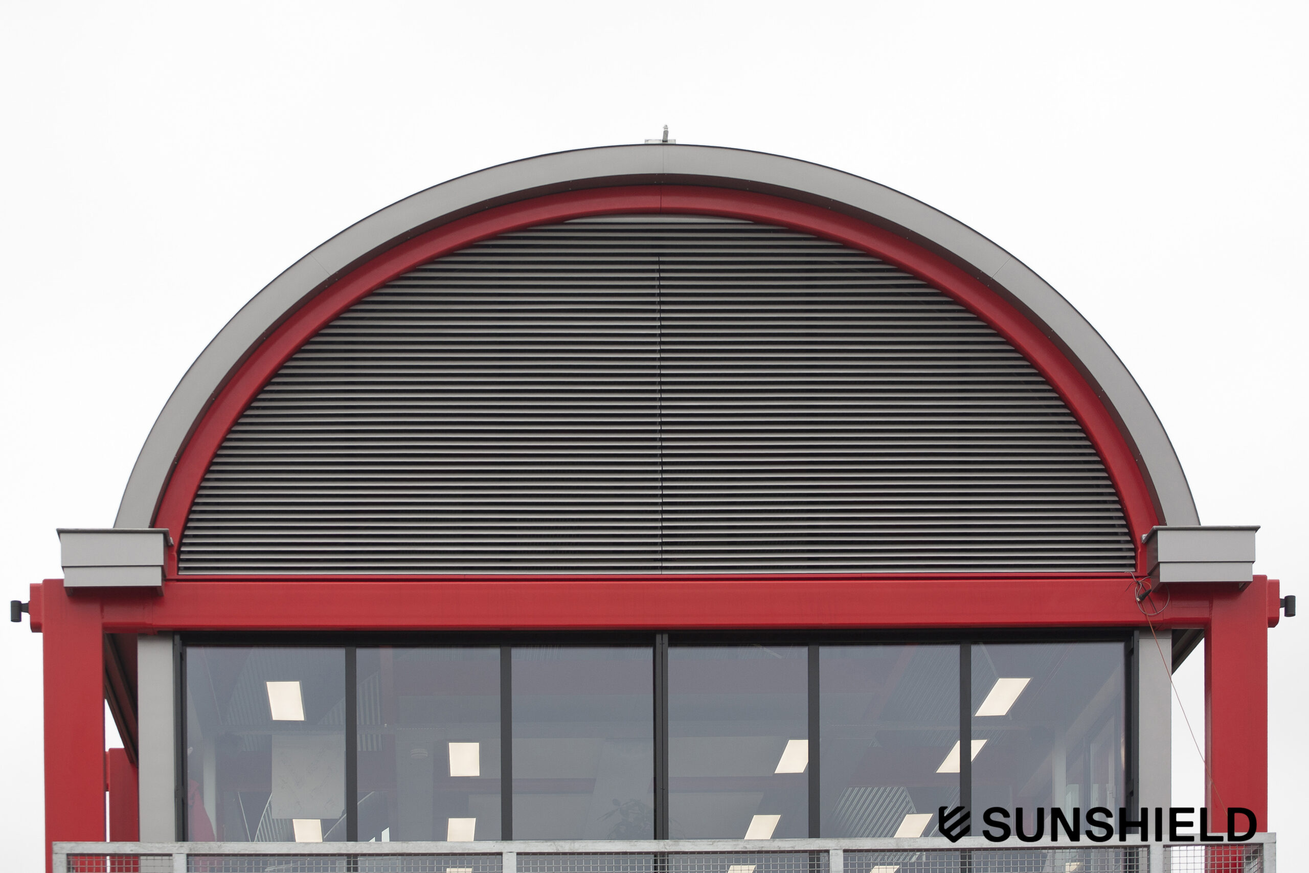 Sunshield 160316, Large Arch, KMG, Neede, NL-1_Logo