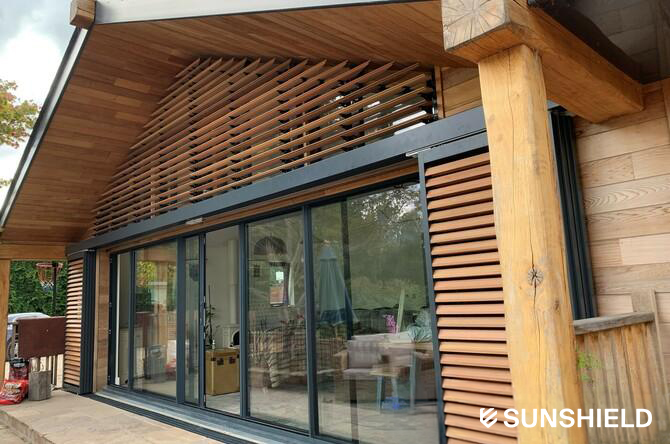 sunshield-200216-98w-facade-contrasol-kings-langley-hertfordshire-uk-2